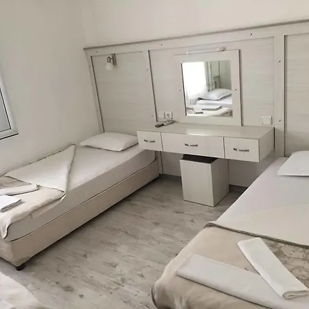 Kale Nocleg ze śniadaniem 2*